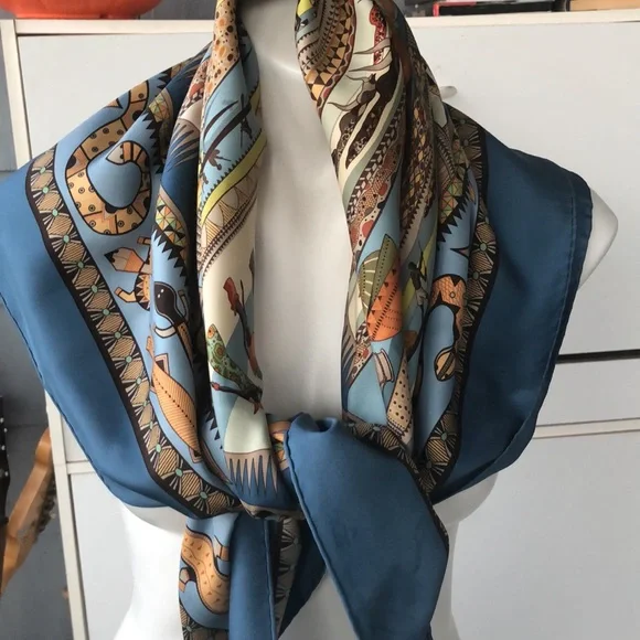 Hermes scarf - Picture 3 of 17